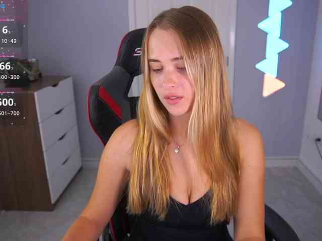 danikadillan's live room