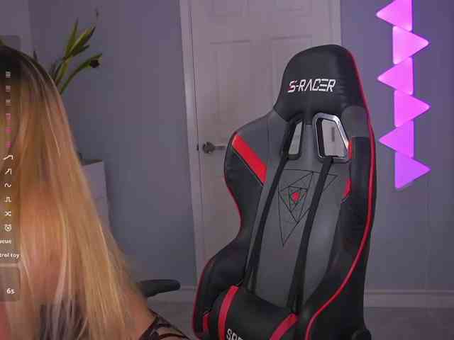 DanikaDillan