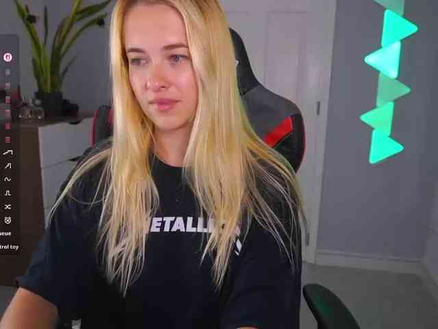 DanikaDillan