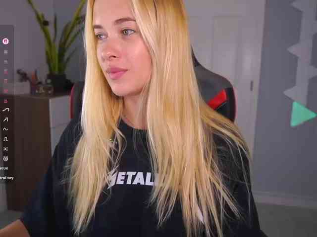 DanikaDillan