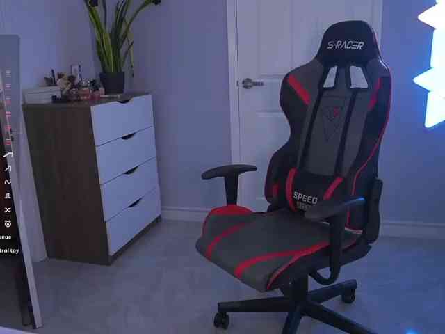 DanikaDillan
