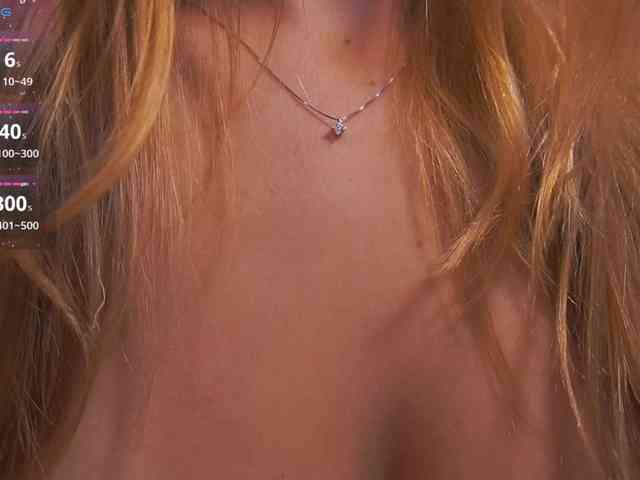 DanikaDillan webcam