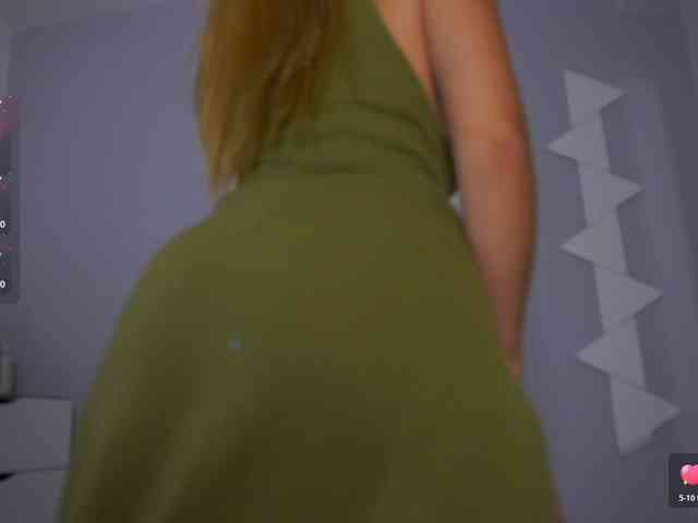 DanikaDillan webcam