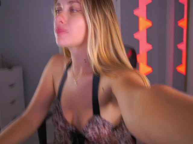 DanikaDillan