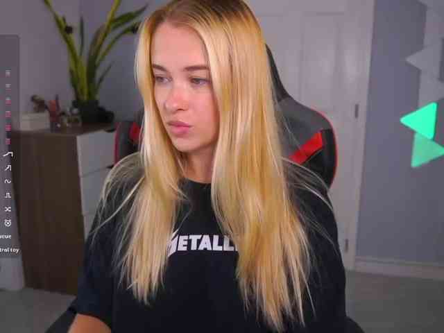 DanikaDillan