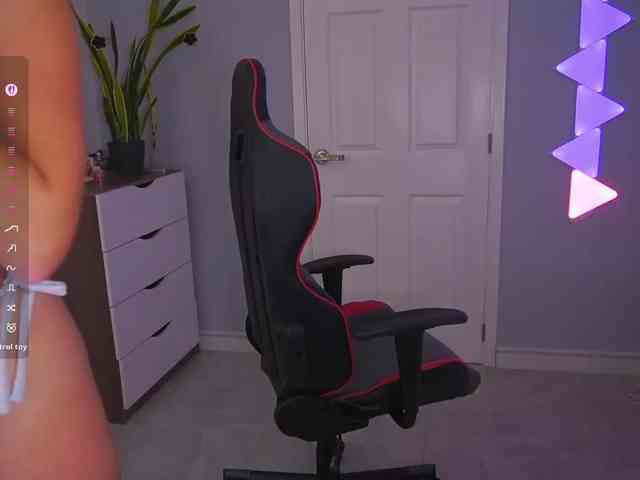 DanikaDillan
