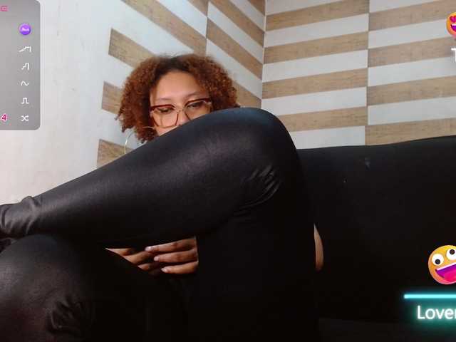 MissVioleta's BongaCams show and profile