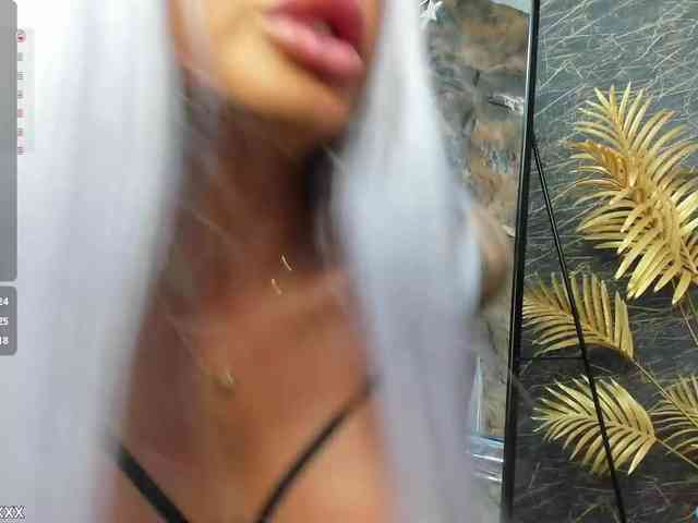 DiamondJo webcam