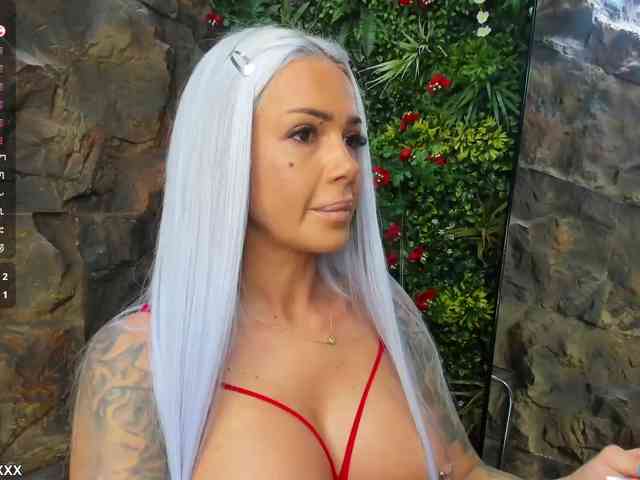 DiamondJo webcam
