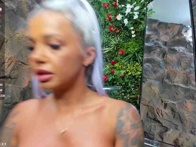 DiamondJo webcam
