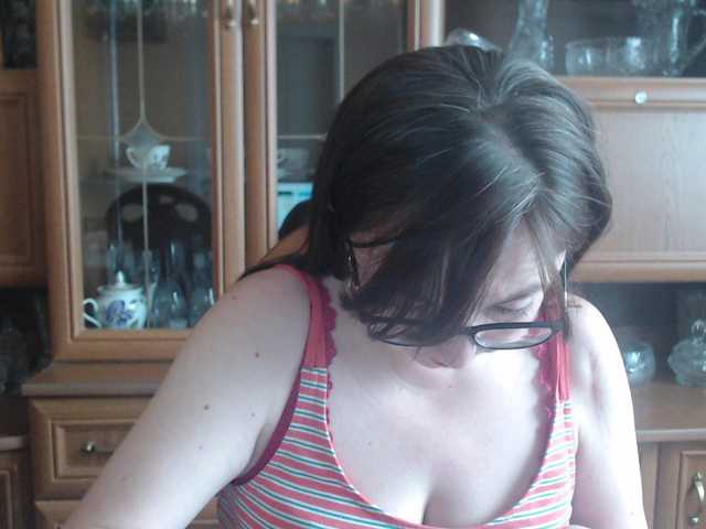 Larrisa3 live cam on BongaCams
