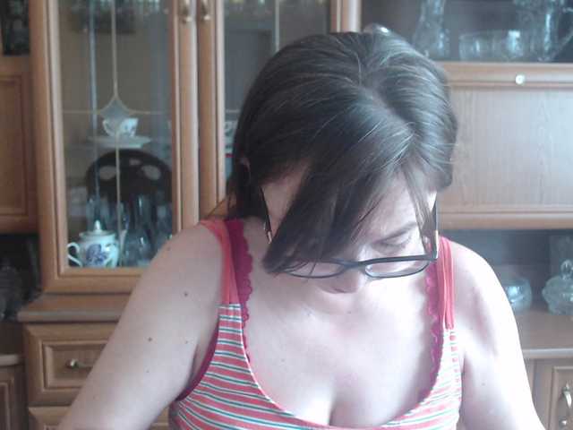Larrisa3 live cam on BongaCams