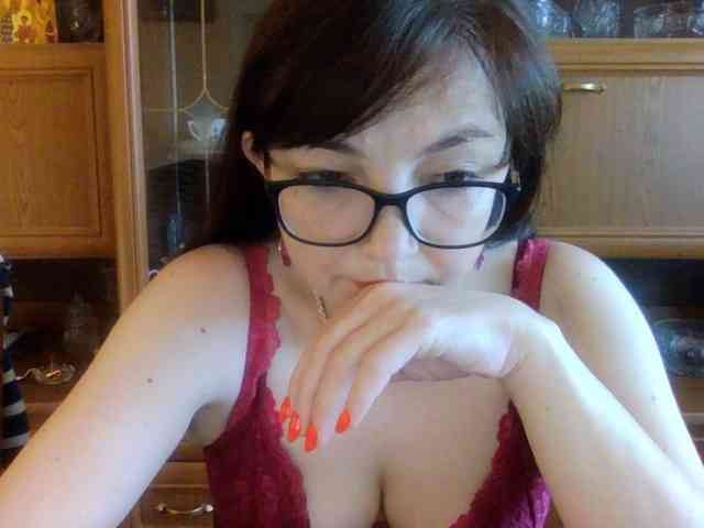 chat for free online Larrisa3