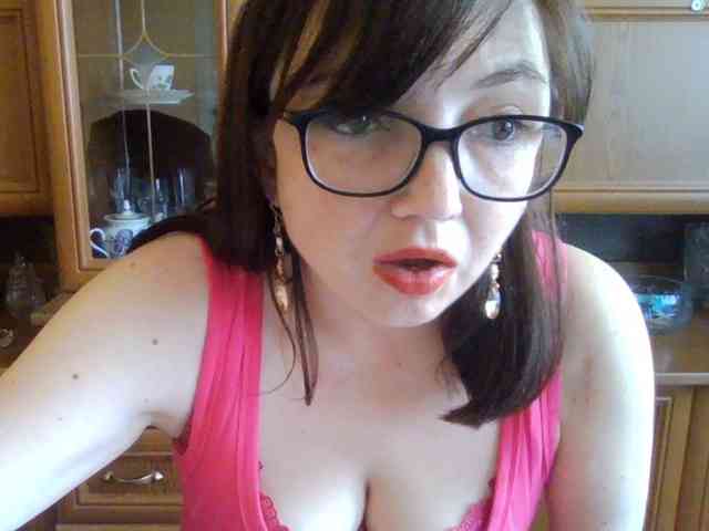 Larrisa3 Live Webcam on BongaCams