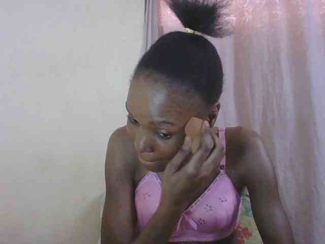 Sweetpetite254 webcam