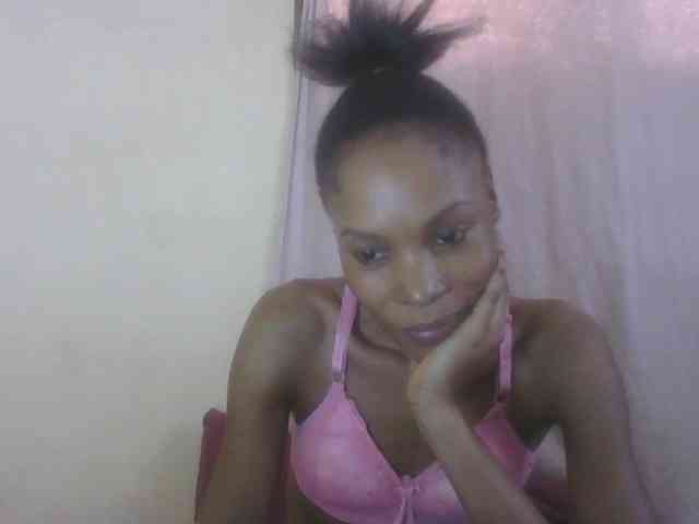 Sweetpetite254 webcam