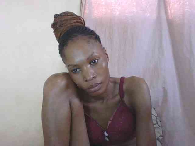 Sweetpetite254 webcam