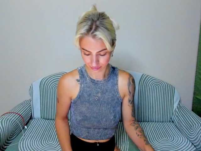 Gaichka live cam on BongaCams