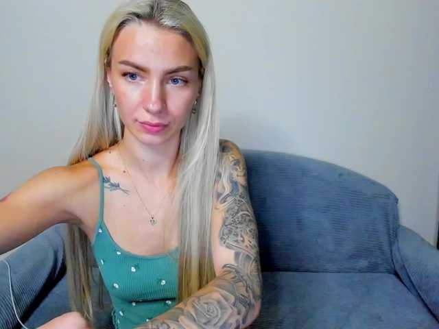 Gaichka live cam on BongaCams