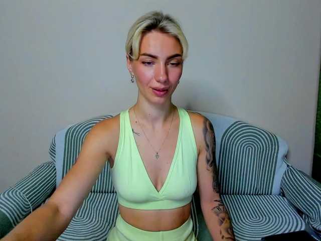 Gaichka live cam on BongaCams