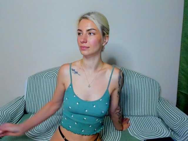 Gaichka live cam on BongaCams