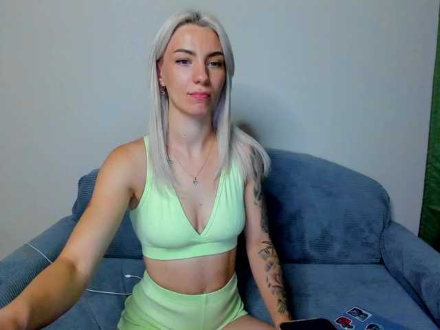 Gaichka live cam on BongaCams