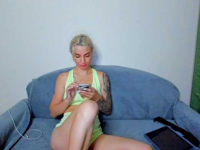 Gaichka live cam on BongaCams