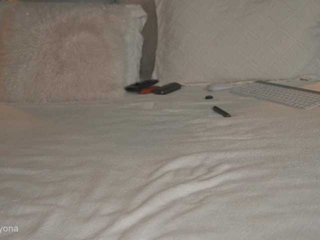 alyonaqueen's BongaCams show and profile