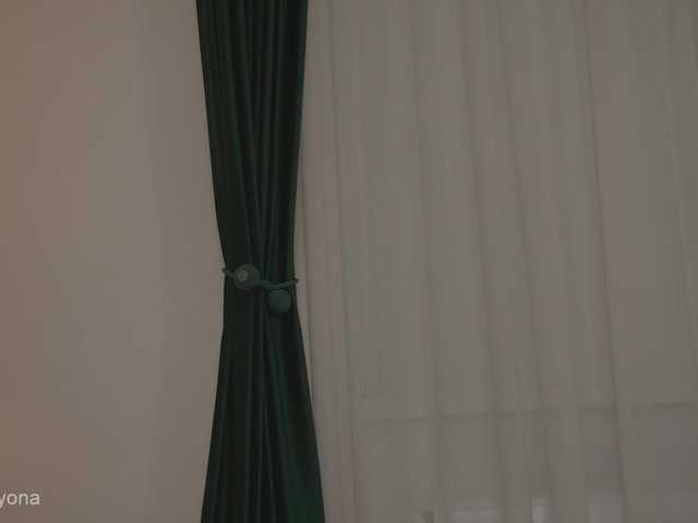 alyonaqueen's BongaCams show and profile