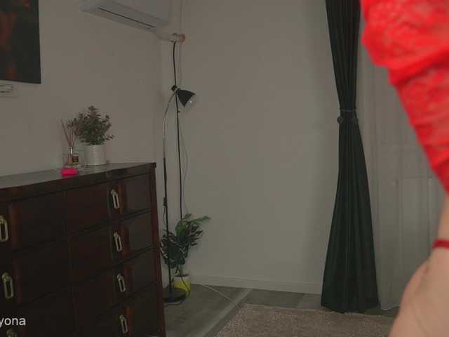 alyonaqueen