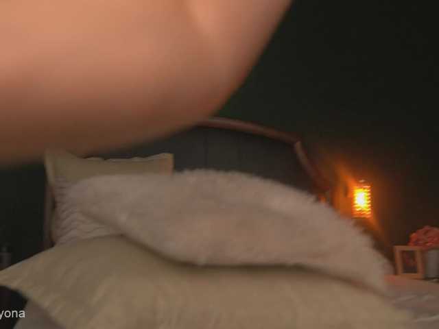 alyonaqueen live cam on BongaCams