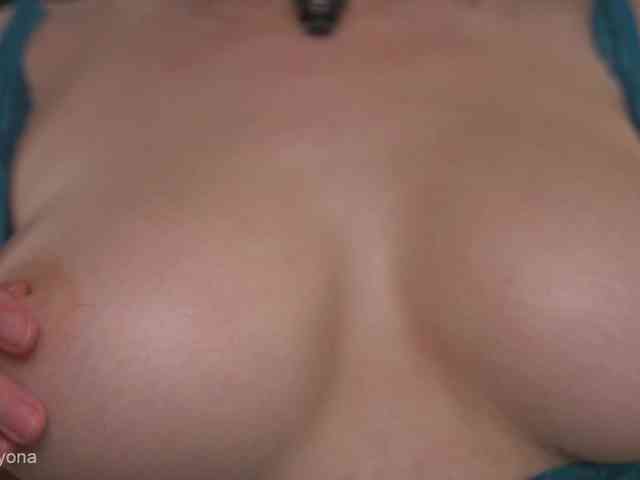 alyonaqueen webcam