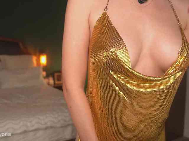 alyonaqueen webcam