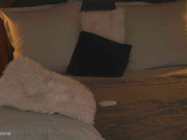 alyonaqueen webcam
