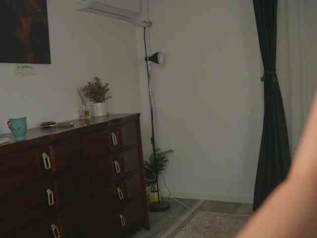 alyonaqueen webcam