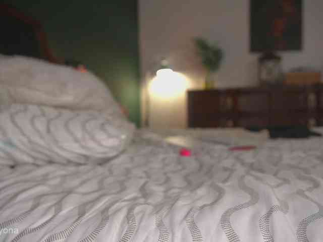 alyonaqueen webcam
