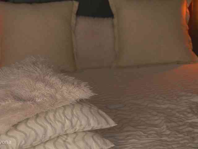 alyonaqueen webcam