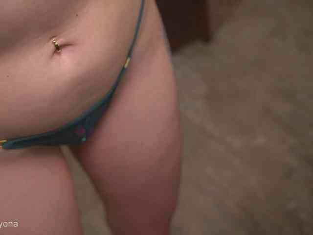 alyonaqueen webcam