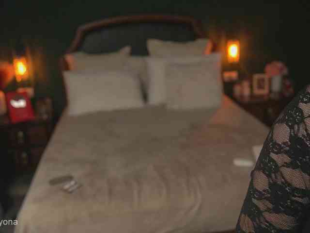 alyonaqueen webcam