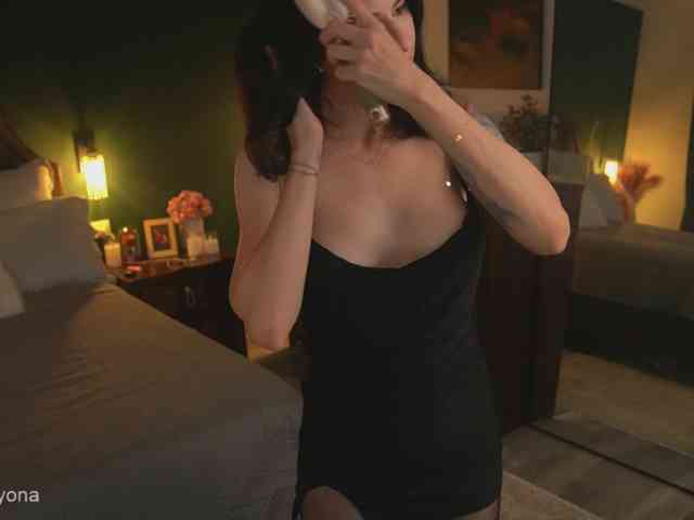 alyonaqueen webcam