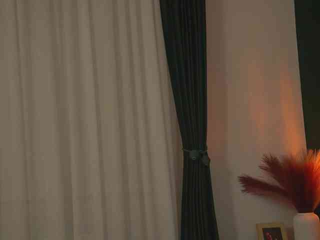 alyonaqueen webcam
