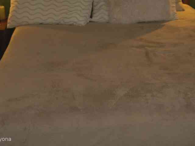 alyonaqueen webcam