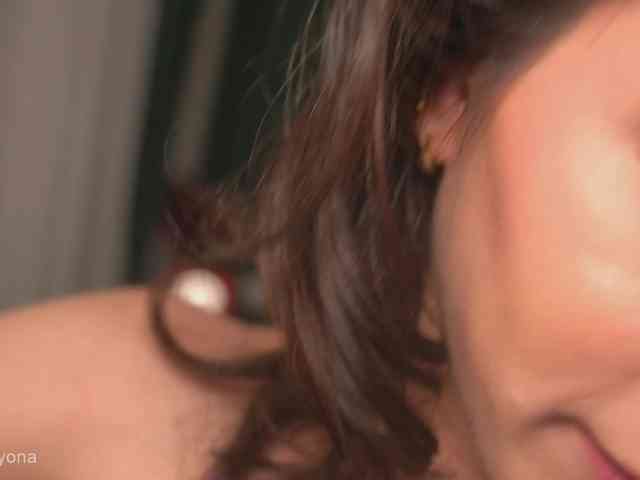 alyonaqueen webcam