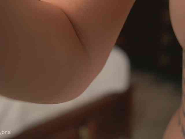 alyonaqueen webcam