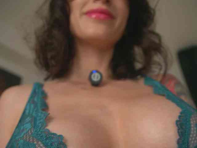alyonaqueen webcam