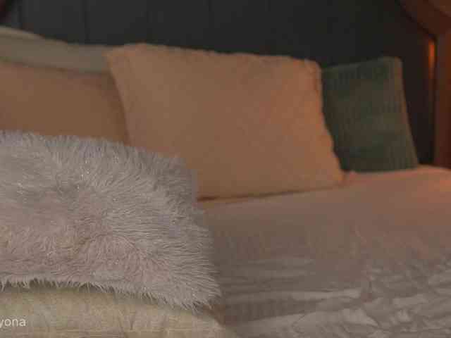 alyonaqueen webcam