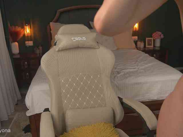 alyonaqueen webcam