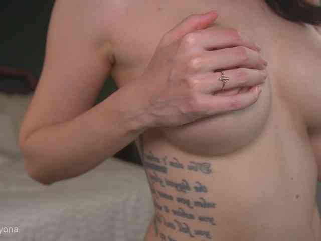 alyonaqueen webcam