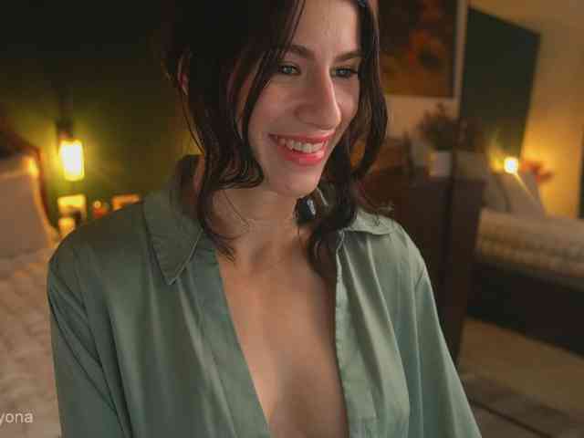 alyonaqueen