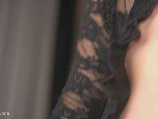 alyonaqueen webcam